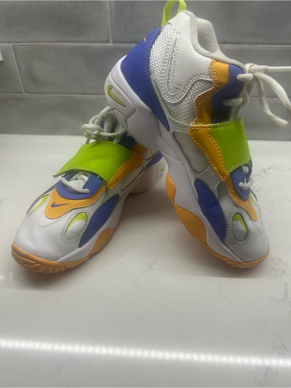 Nike Air Max Speed Turf 'White Multi' size 6Y